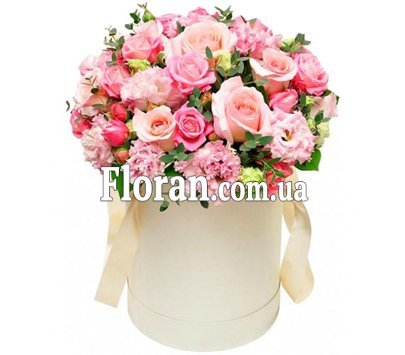 Букет в капелюшній коробці
