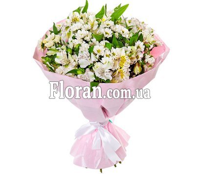 Bouquets of natural flowers