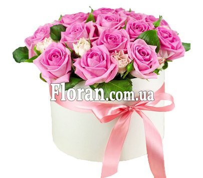 Квіти в круглій коробці