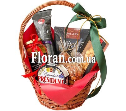 Gift set in the basket