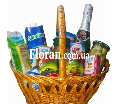 Gift set with food