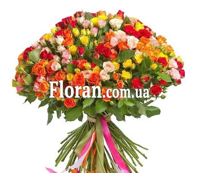 101 кустовая роза в букете