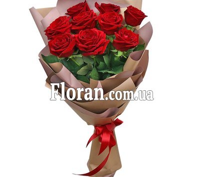 Букет із 9 червоних троянд