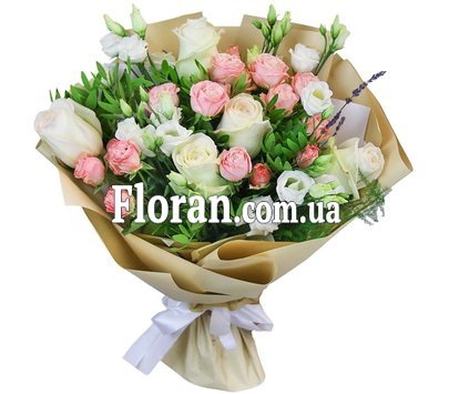 Bouquet of roses and eustoma