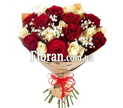 Bouquet of roses and gypsophila