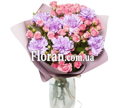 Букет из роз и гвоздик