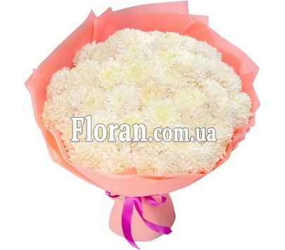 Букет великих хризантем для мами