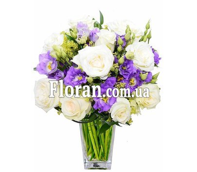 Bouquet with eustoma and rose