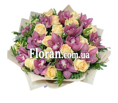 Красивий букет квітів