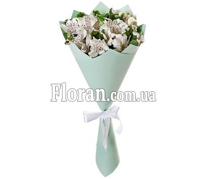 Маленький букет з альстромерії