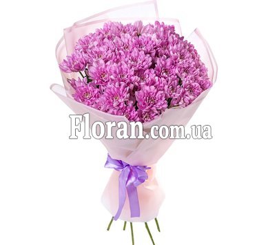 Небольшой букет из хризантем