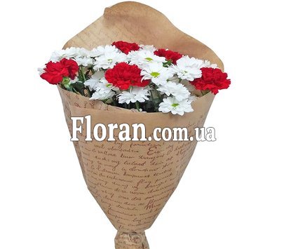 Regular bouquet of flowers