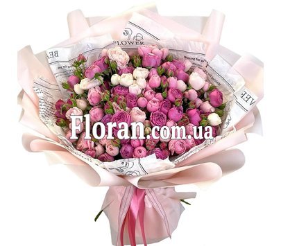 Peony roses in a bouquet