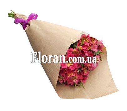 Рожеві альстромерії букет