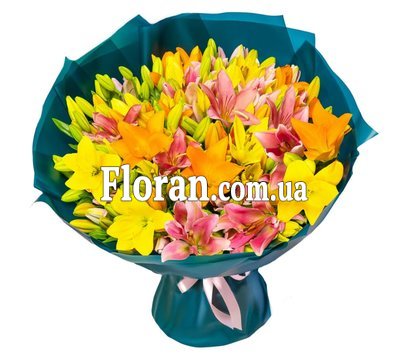 Яскравий букет лілій