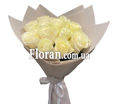 11 голландських троянд