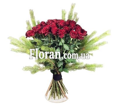 Большой новогодний букет из красных роз