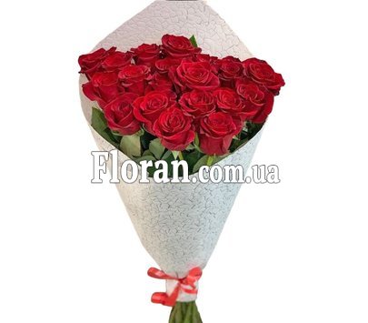 Букет из 19 красных роз