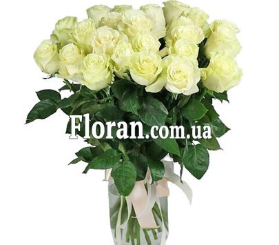 Букет із 25 білих троянд