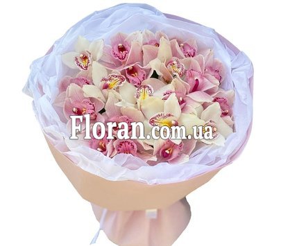 Букет орхідей на День Народження