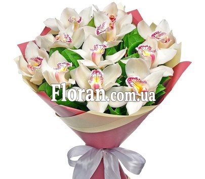 Цимбидиум в букете