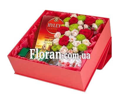 Box with flowers and tea