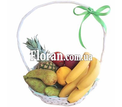 Корзина с ананасом и грушами