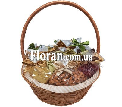 Gift basket with dried fruits and nuts