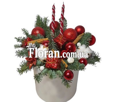 Рождественская композиция со свечами