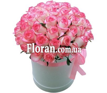 Розы в коробке