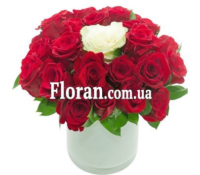 Сучасна коробка троянд