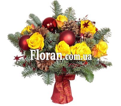 Жовті троянди в зимовому букеті