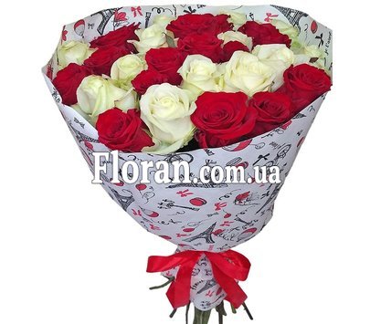 Букет из бордовых и белых роз