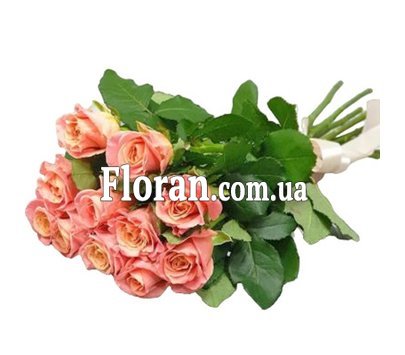 Bouquet of peach roses Miss Piggy