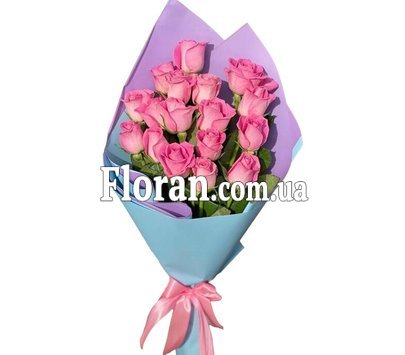 Bouquet of pink roses for your beloved
