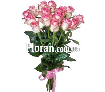 Two-color Jumilia roses in a bouquet