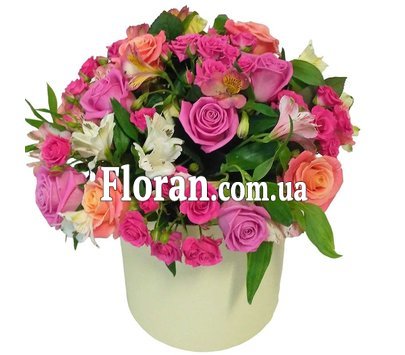 Коробка квітів для подруги