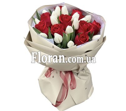 Red roses and white tulips