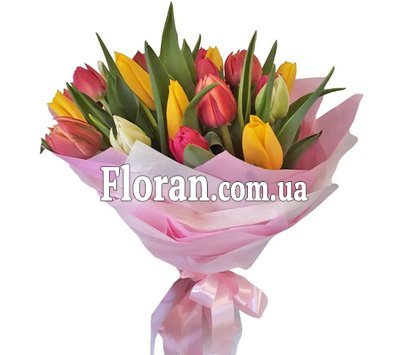 Тюльпани на свято