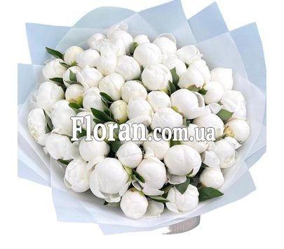 Модний букет півоній