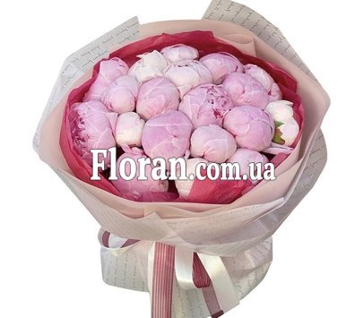 Особенный букет пионов